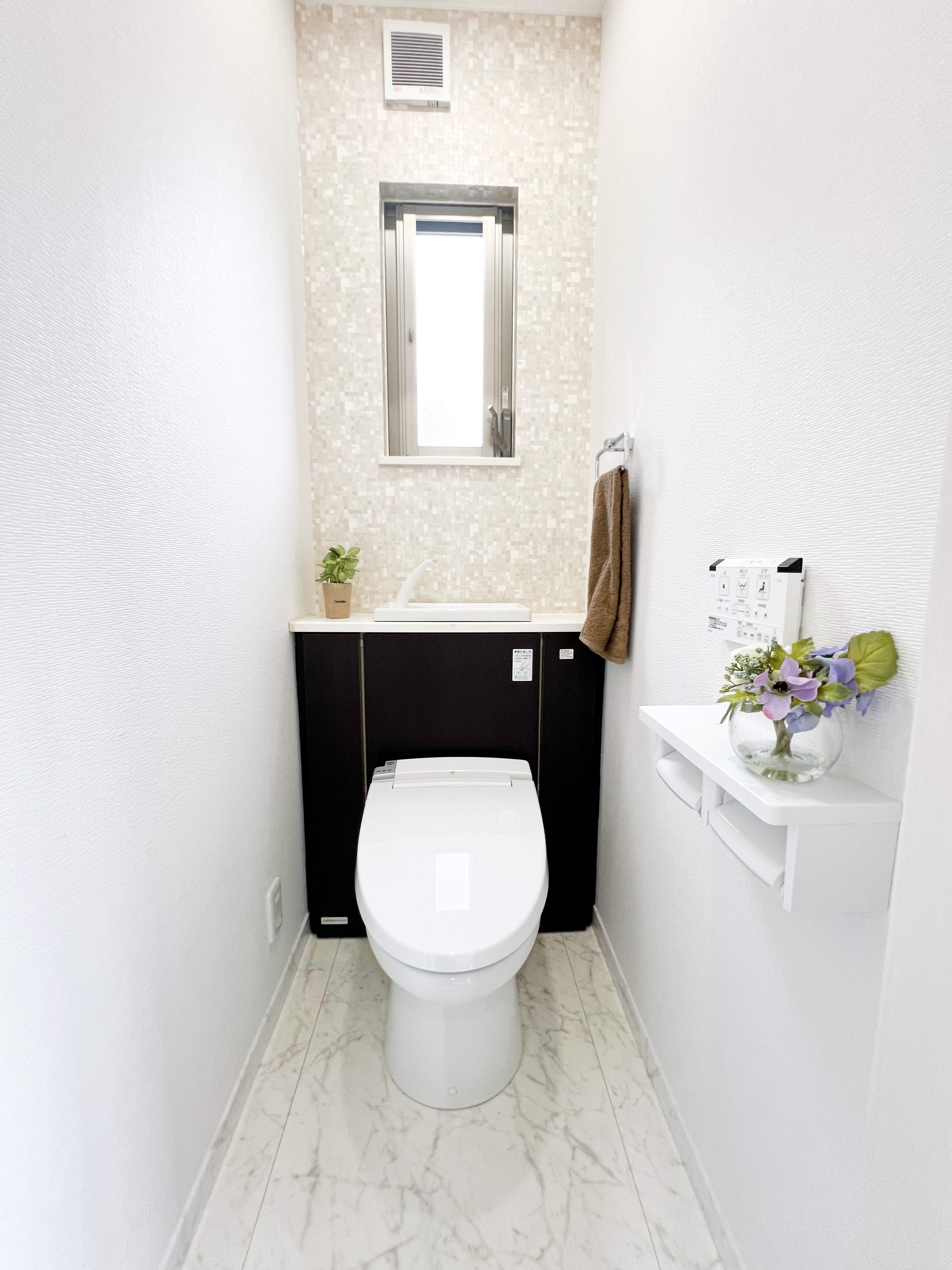■2階トイレ　温水洗浄暖房便座交換　2024年5月リフォーム完成